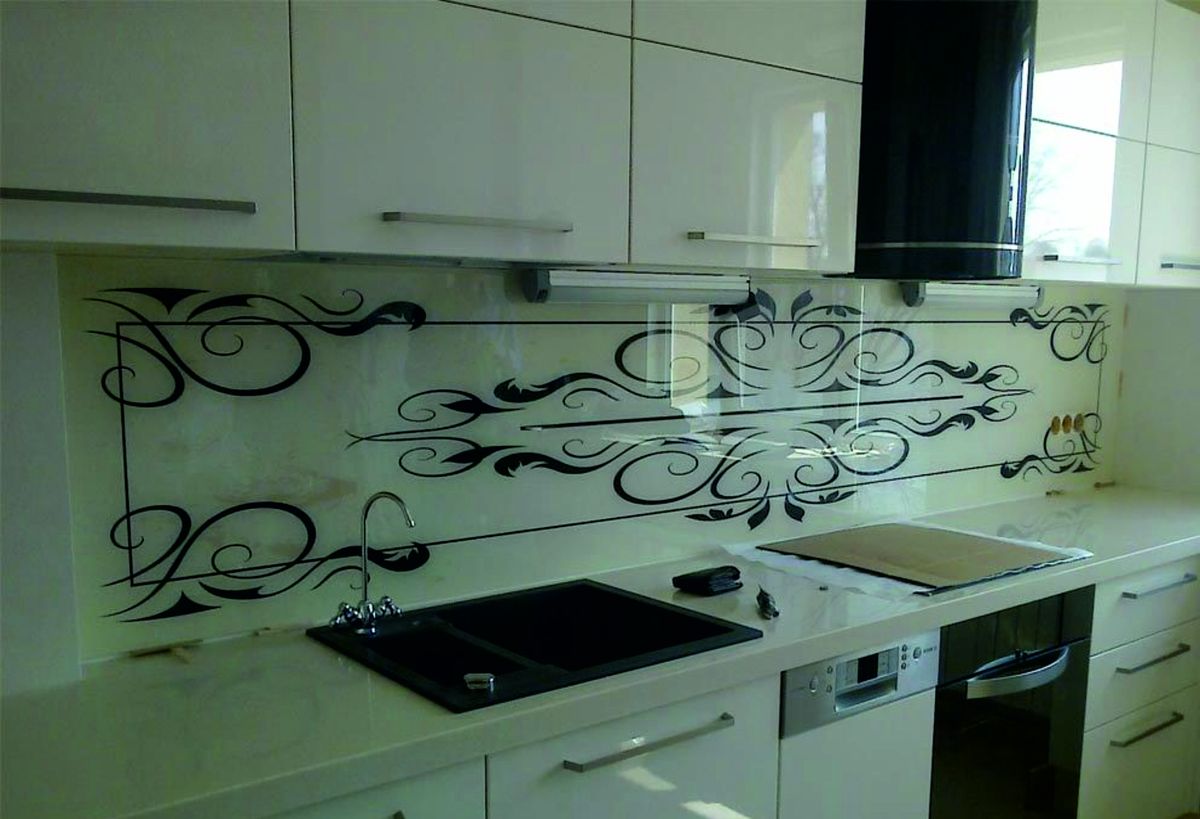 Кухонная панель из стекла цена
